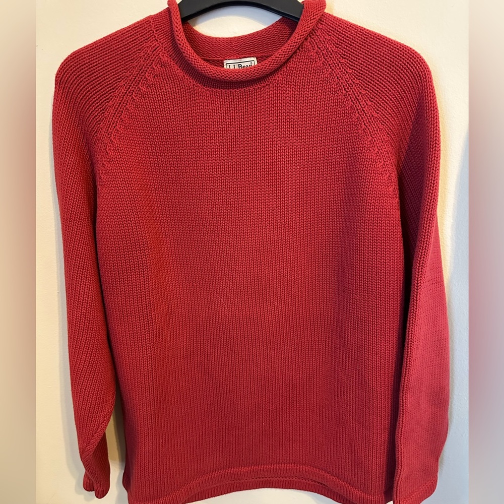 L.L. Bean mens sweater. Size Large. Excellent condition.